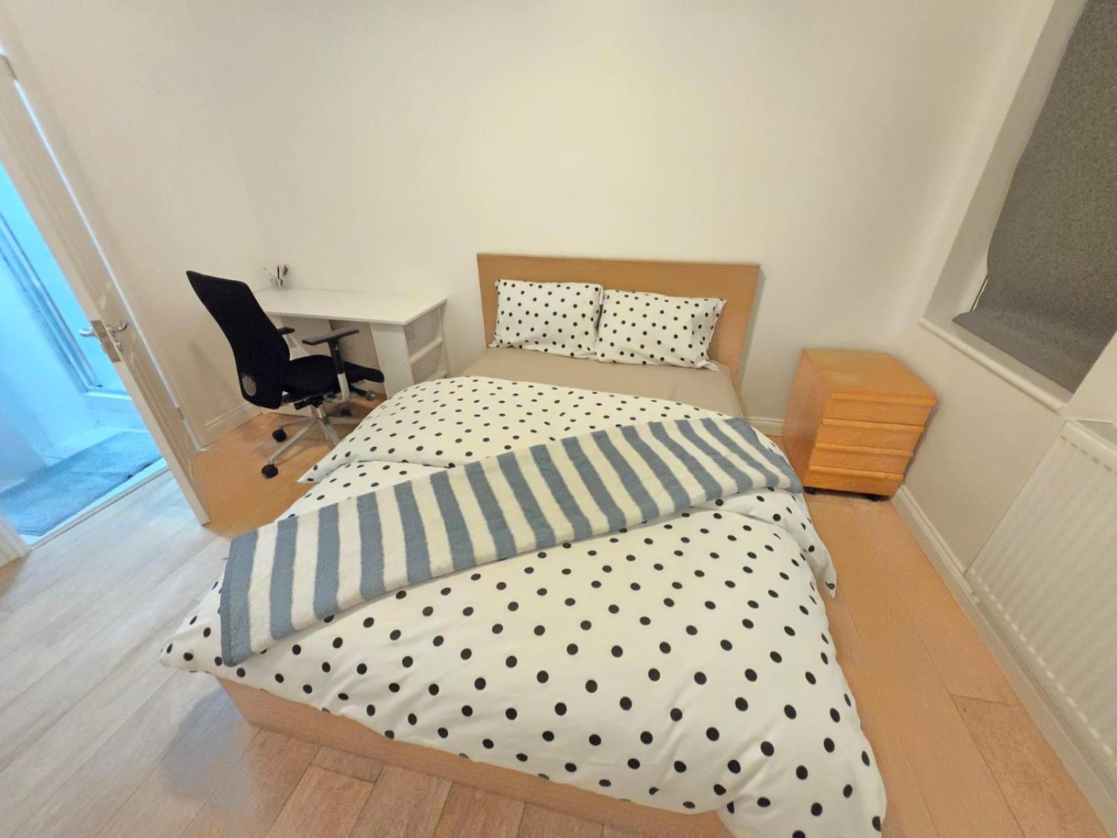 Chariss Room 5 Norwood 외부 사진